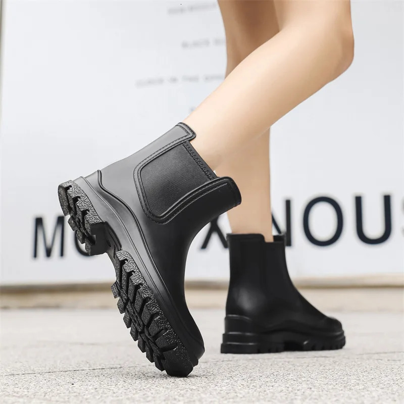 PVC Solid Color Short-tube Rain Boots Womens Non-slip Water Shoes Fashion Martin Boots Waterproof Overshoes Rain Boots 241111
