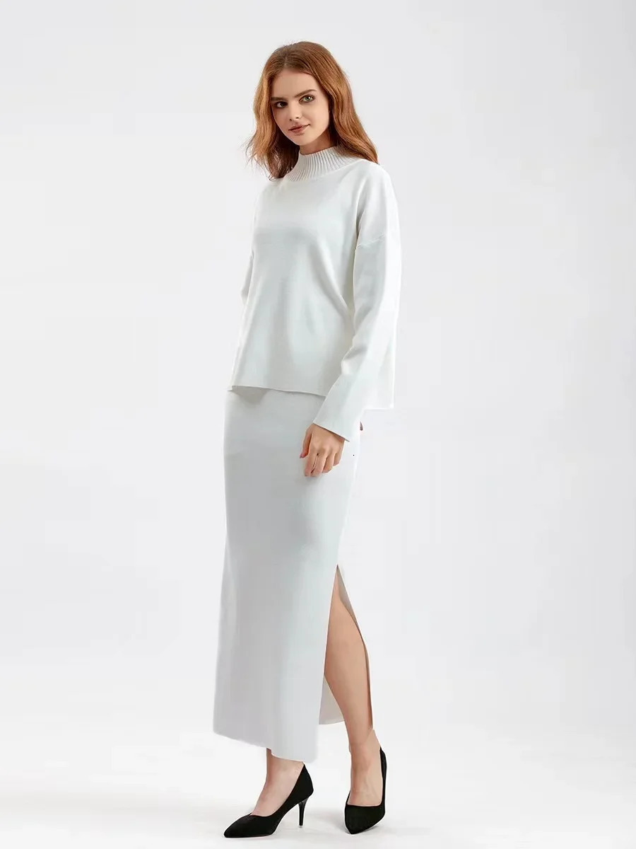 Fashionable autumn and winter sweater two-piece set elegant womens loose and warm stretchlong womens casual knitted set 241112