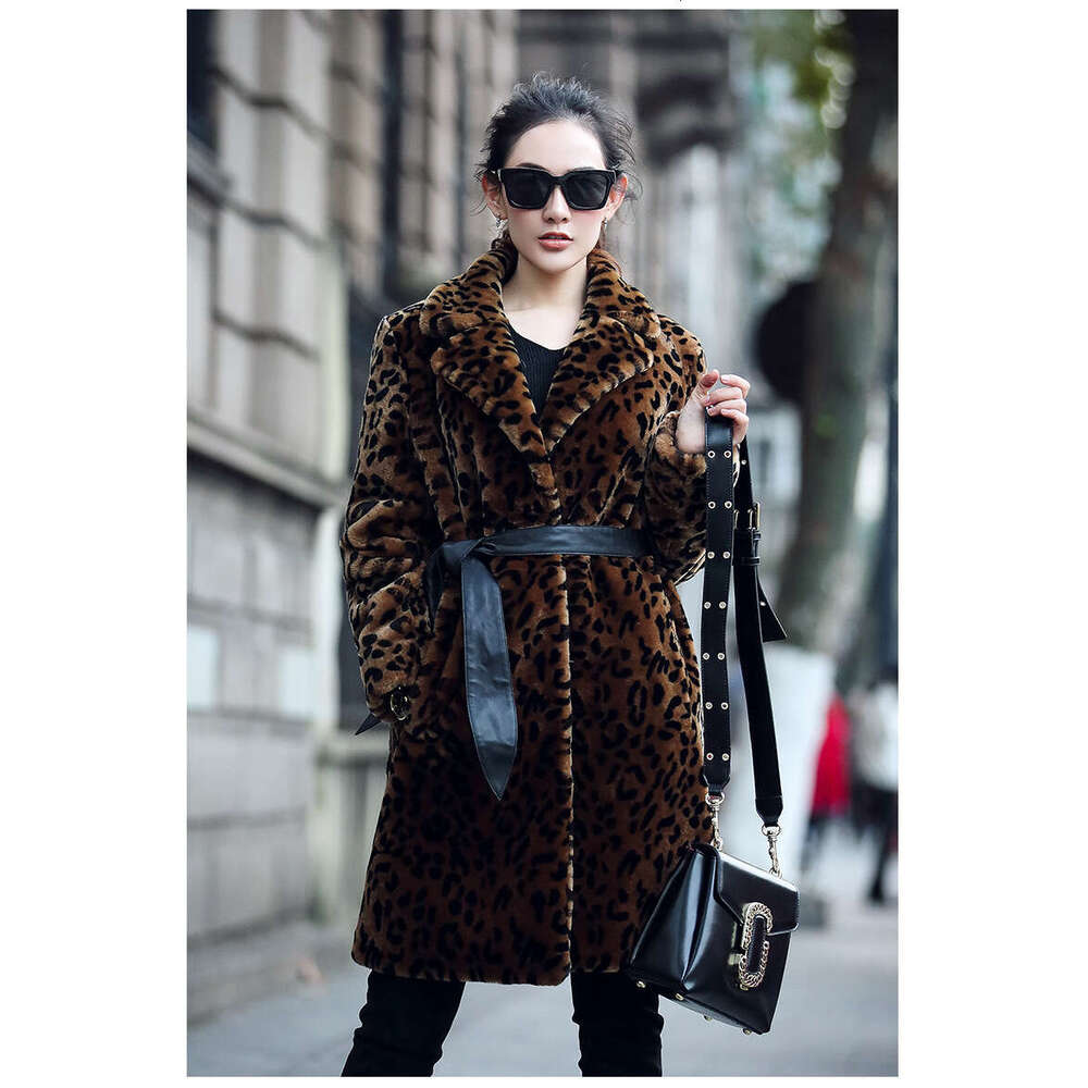 shanshi fur coat women Leopard print winter clothing new sheep shearing fur integrated women's mid to long coat