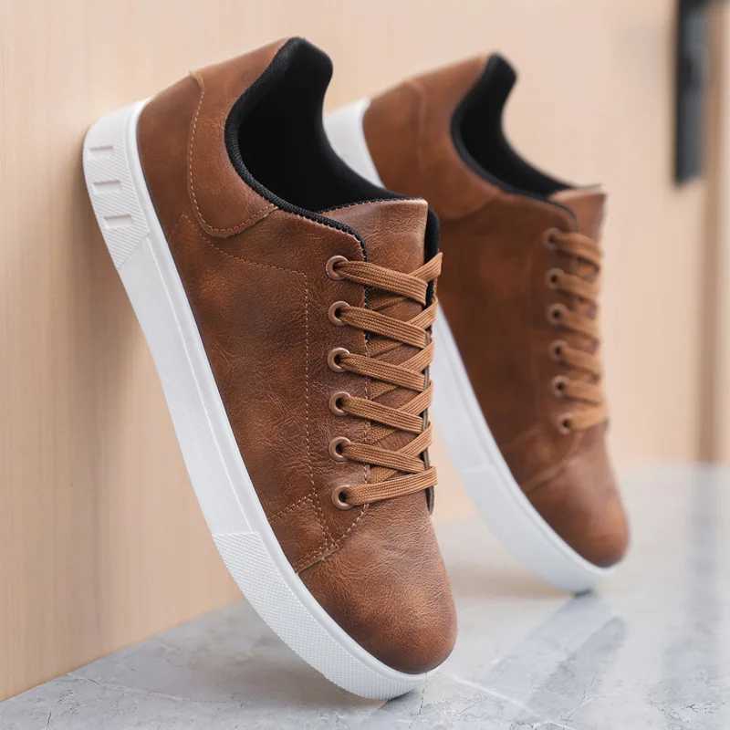 Classic Men Leather Shoes Thick-soled Casual Sneakers Trendy Lace-up Walking Shoes Spring Anti-slip Comfortable Vulcanized Shoes Z250403