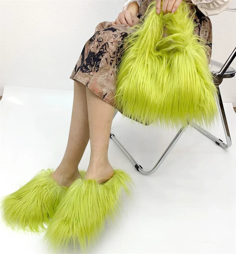 Faux Fur Slippers Women Winter Plush Warm Home Flat Slides Mongolian Wool Flip Flops Y2K Furry Shoes Cute Slippers 241111
