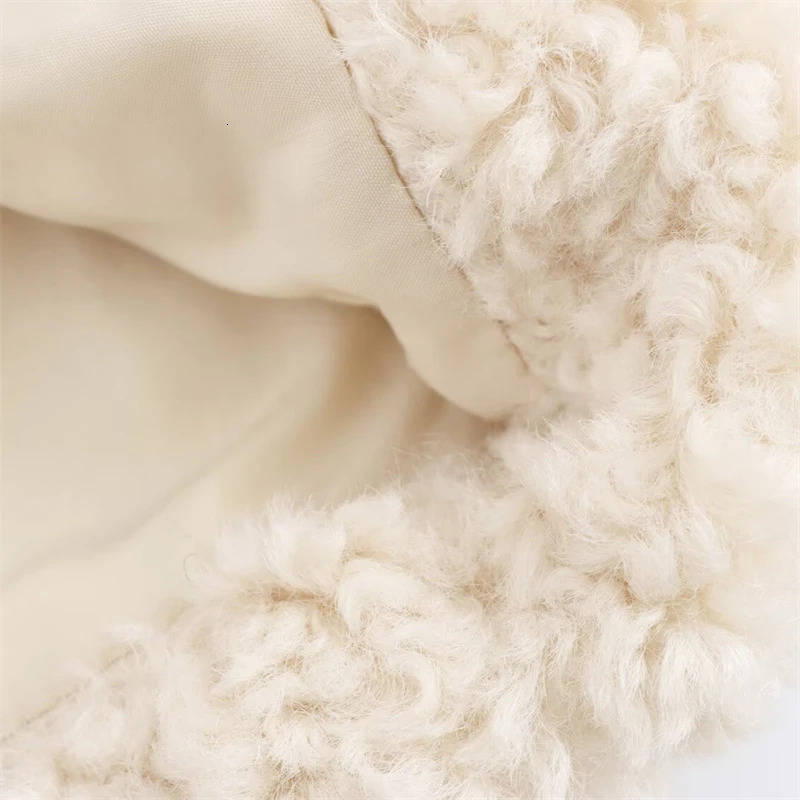 KEYANKETIAN Winter Womens Artificial Fur Teddy Bear Coat Street Style Covered Button Thick Warm Oversized Jacket 241112