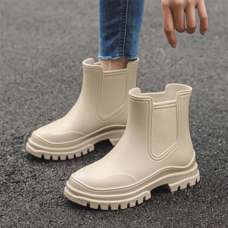 PVC Solid Color Short-tube Rain Boots Womens Non-slip Water Shoes Fashion Martin Boots Waterproof Overshoes Rain Boots 241111