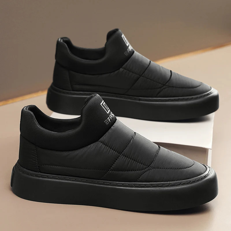 Mens winter thick soled shoes mens black casual sports shoes mens snow boots plush warm cotton shoes 241111