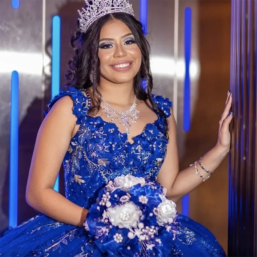 Blue Shiny Quinceanera Dresses Ball Gown 3Dral Appliques Lace Sleeveless Off Shoulder Handmade wers Sweet 15 Vestidos De XV Anos 0707