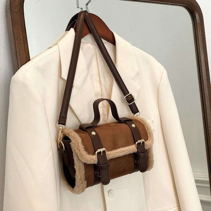 Autumn And Winter Niche Hairy For Women 2024 New High-End Style Ins Crossbody Versatile Cambridge Small Square Bag