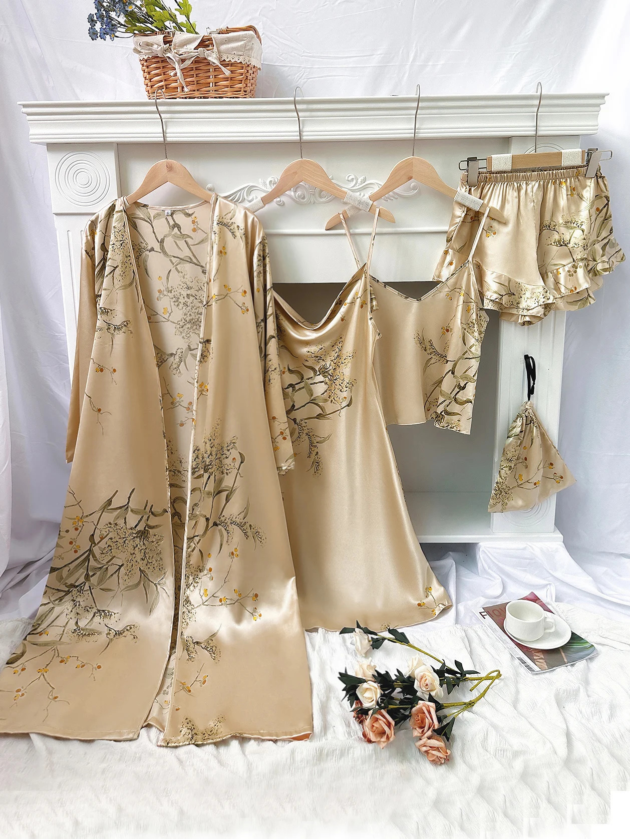 5-piece floral printed pajama set with long sleeved robe Cami dress Cami top and pleated hem shorts for womens casual wear 241112