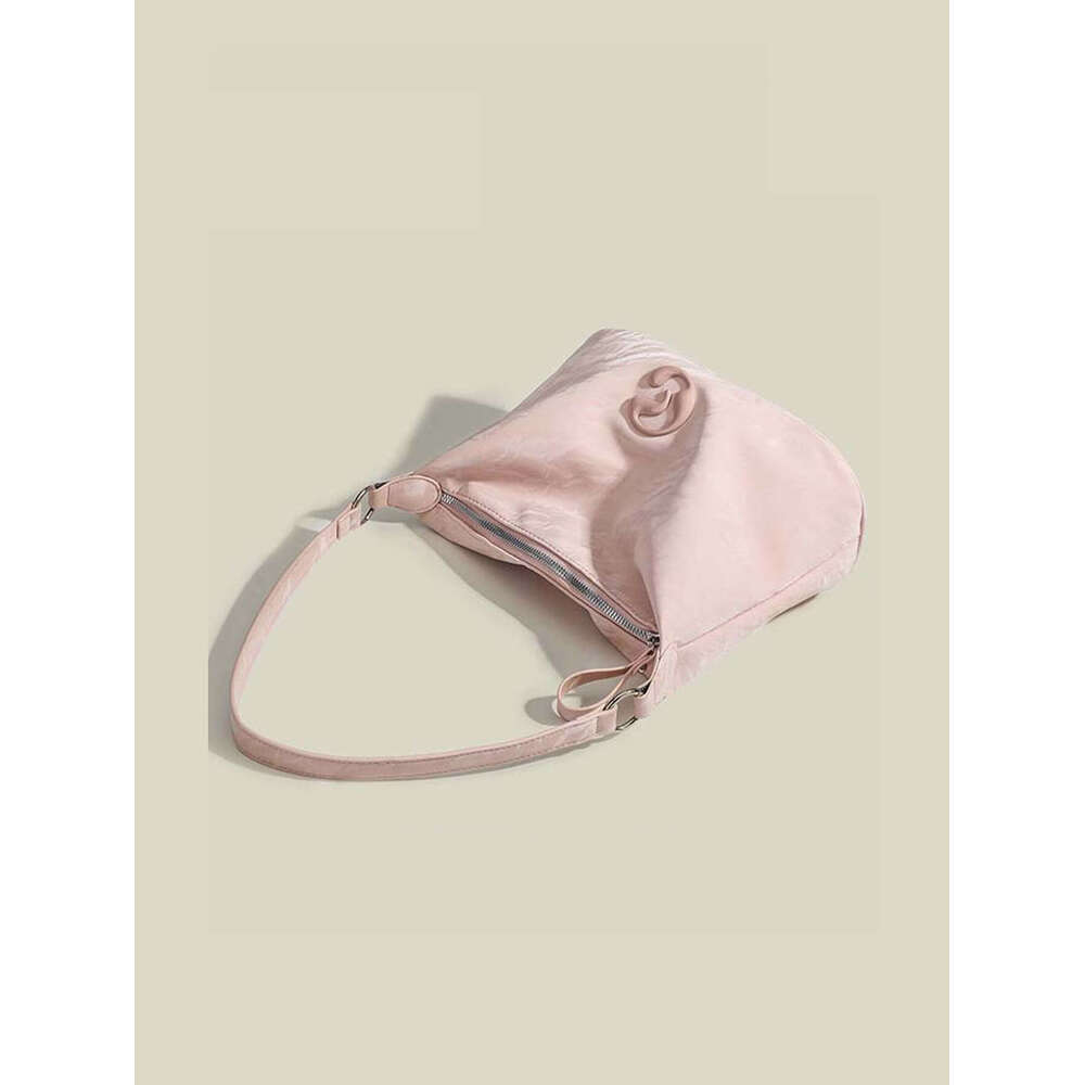New Autumn/Winter 2024 high appearance level pink underarm bag female niche design premium handbag for single-shoulder commu