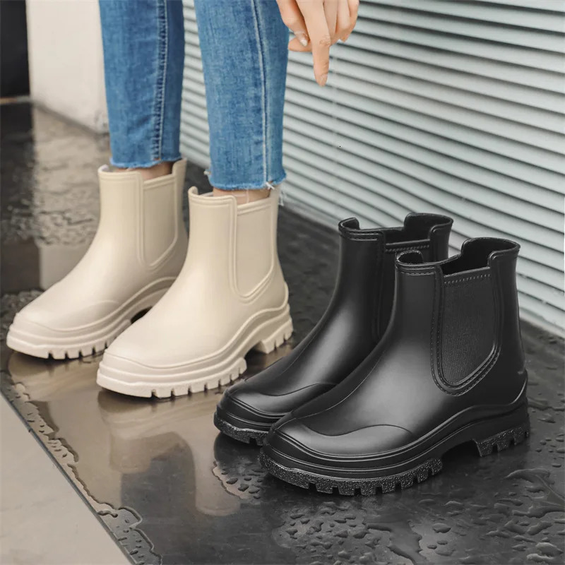 PVC Solid Color Short-tube Rain Boots Womens Non-slip Water Shoes Fashion Martin Boots Waterproof Overshoes Rain Boots 241111