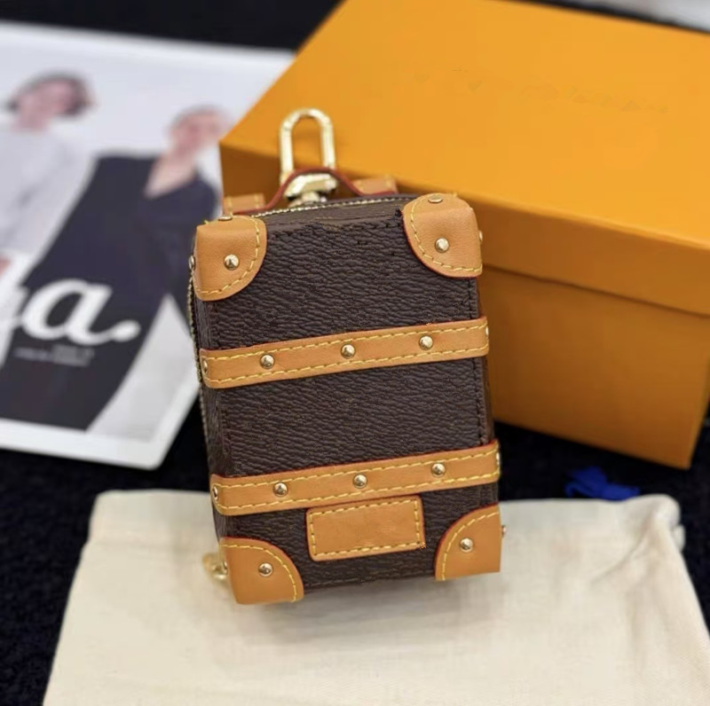 2025 New fashion bag keychain Wallet Coin Purse Mini suitcase hanging bag Mini coin wallet hanging credit card bag highquality key bag key chain Design bag