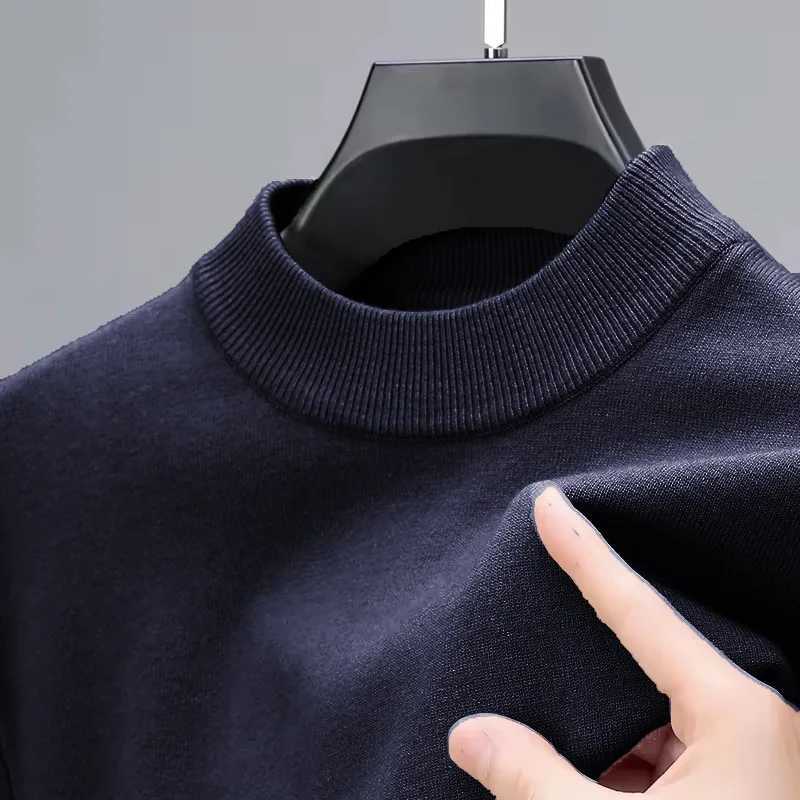 Mens half neck knitted sweater autumn plain neck knitted sweater solid color latte art street clothing winter warm knitted sweater W2411111