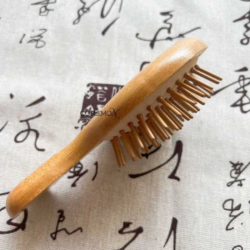 Mini hair comb eco-friendly wooden portable air cushion cute air bag anti-static wide round head massage brush W241112