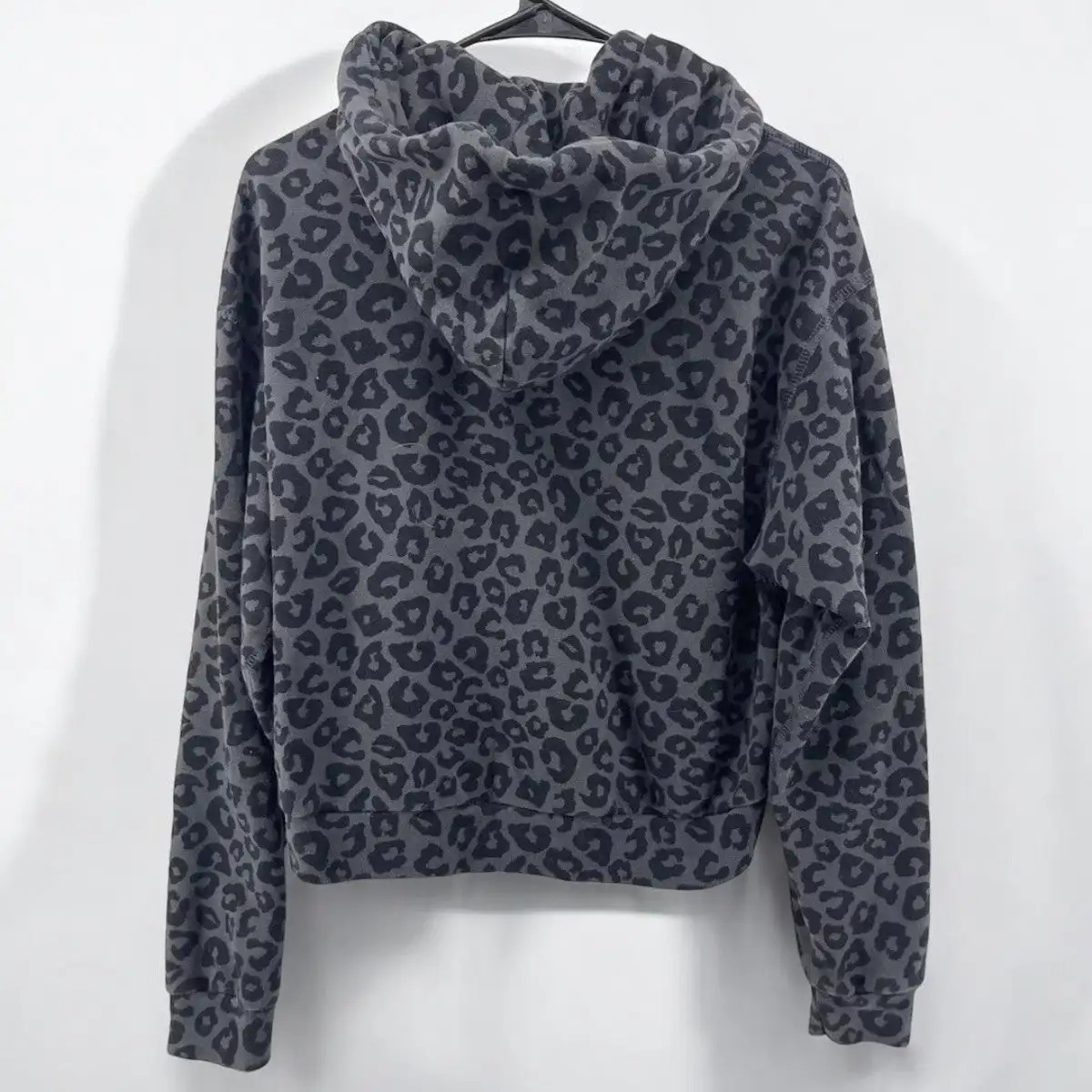 Oversized Leopard Print Hoodie for Women Men Long Sleeve Hooded Sweatshirts Cute Pullover with Pocket 241111