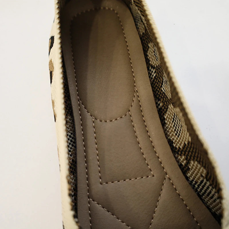 Womens flat shoes ballet shoes breathable knitted pointed flat shoes er shoes womens summer 241111