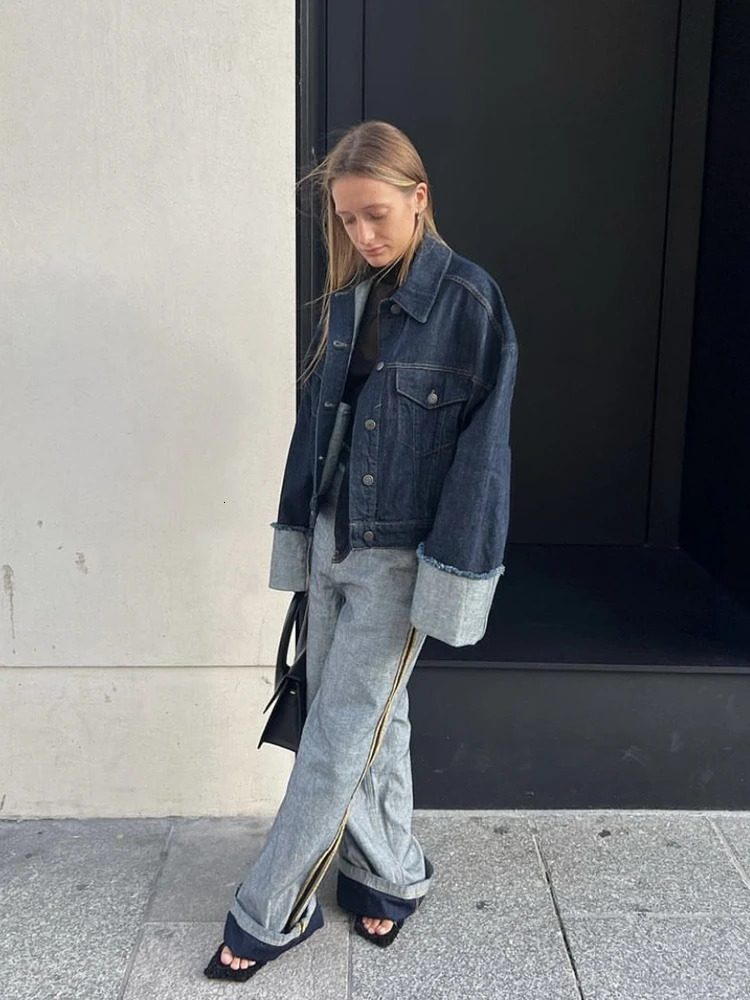 TRAF Womens Pocket Decoration Collar Curled Cuff Denim Jacket Fashion Retro Single breasted Short Jacket 241112