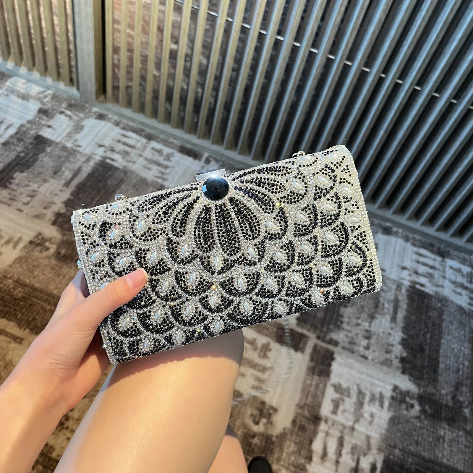 Wedding Evening Purse Diamond Hand Bag Women Crystal Party Bridal Clutch Rhinestone Dinner Handbag For Women 241112
