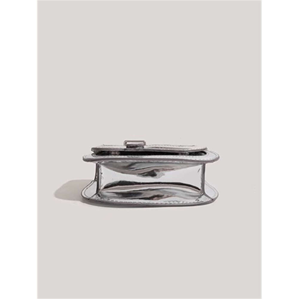 Summer high-grade sense niche texture pearl chain crossbody mini sier handbag girl 2024 new model