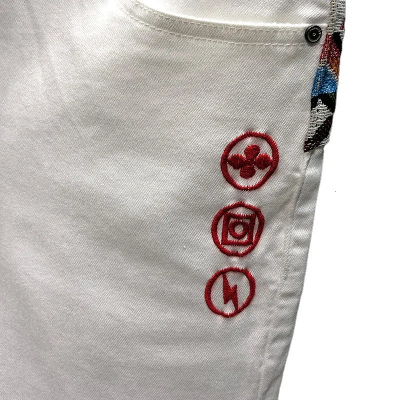 Summer Denim Shorts Mens Stitching Embroidery Ripped Kneelength Shorts White Black Retro Blue Fashion High Quality Jeans 240402