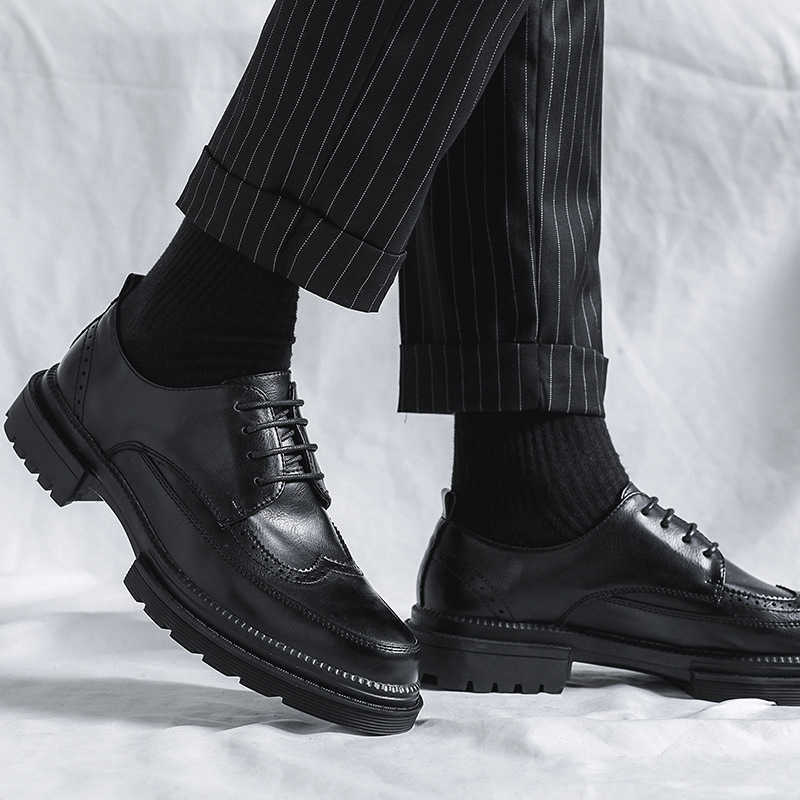 Men Dress Shoes Block Mens Shoes Korean Version Trendy British Casual Shoes Wedding Shoes Formal Pointed Groom's Leather Shoes 241009