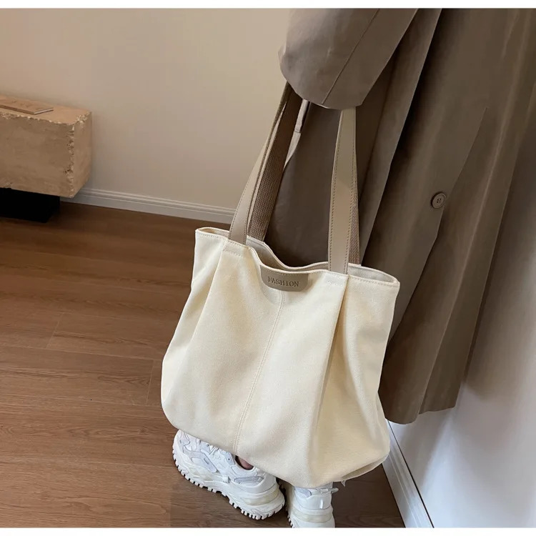 Womens Large Capacity Canvas Shoulder Bag Retro Fashion Casual Handbag Simple Review Handbag 241111