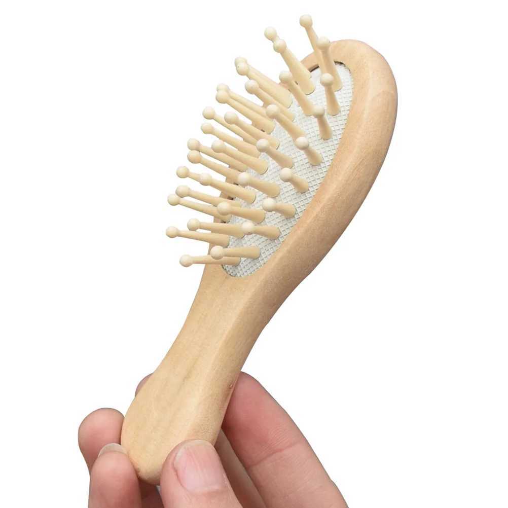 Cartoon comb Mini travel hair brush Smooth wood massage sponge Small bamboo comb W241112