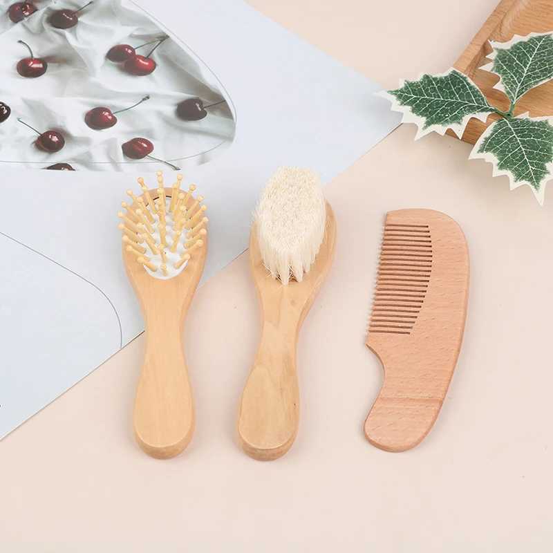 Soft baby brush comb set suitable for comfortable massagers with wooden handles for newborns W241112
