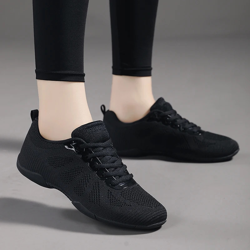 Marwoo Girls White Cheerleading Sneakers Womens Fashion Sneakers Childrens Lightweight Cheerleading Training Walking Tennis 2316 241111