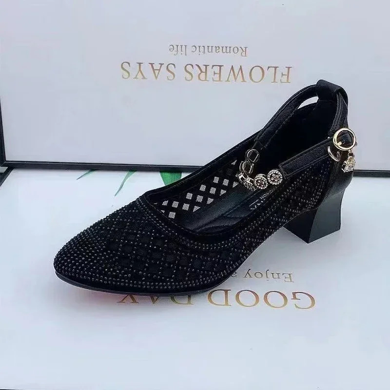 Crystal Knitted High Heels Womens Hollow Shoes 2024 Summer Fashion Dress Sandals Retro Womens Pump 241111