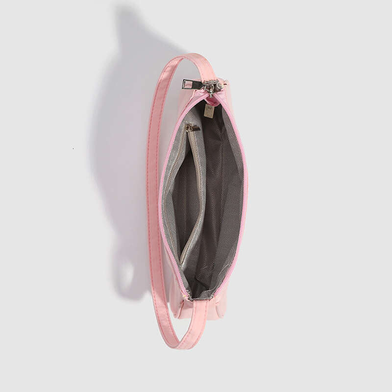 Nylon Oxford baguette summer all ins hand bill shoulder 2024 new niche underarm bag female