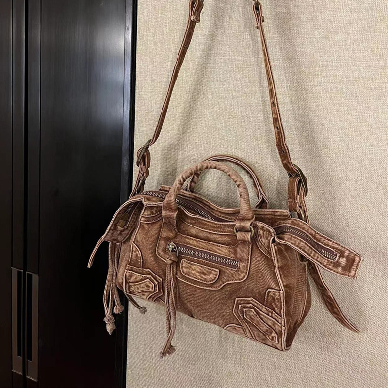 Moto & Biker Denim Bags For Women Luxury Designer Handbag And Purse 2023 New In Vintage Cloth Splicing Top Handle Cloth Shoulder