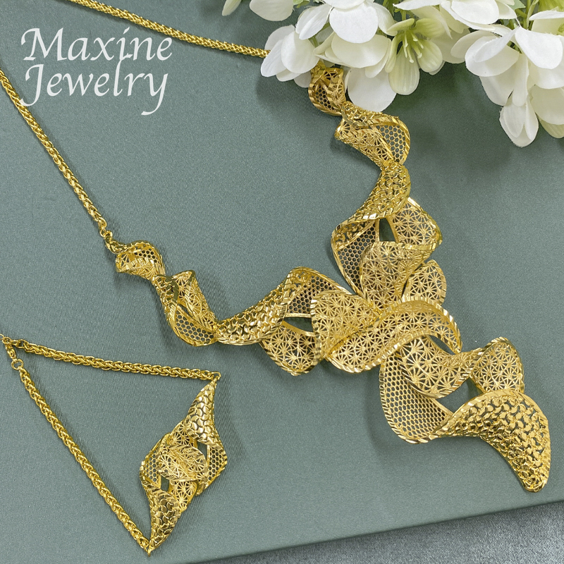 Golden Dubai 18K Gold Plated Jewelry Set for Women African Necklace Earring Bracelet Ring Luxury Party Nigerian Wedding Gifts