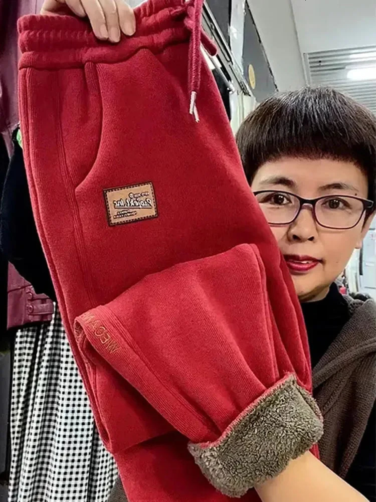 Winter plus 6XL cashmere plush sports pants for women casual and warm harem pants thick wool lining jogging bag 90cm Pantalones 241112