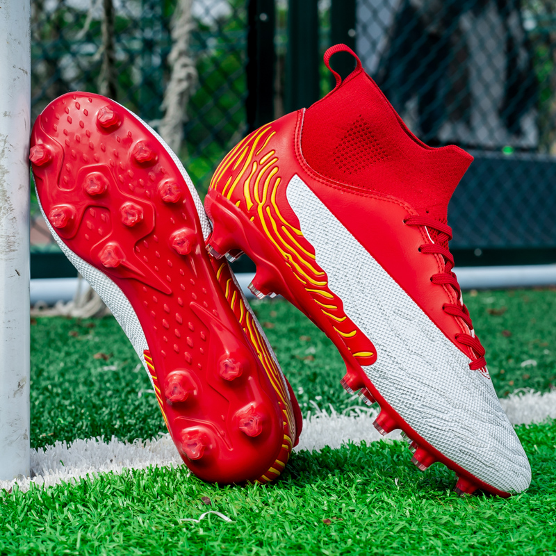 New Men's Soccer Shoes Training Football Boots Training Match Sport Sneakers High-top Ultra-light Non-slip Hot-selling Students