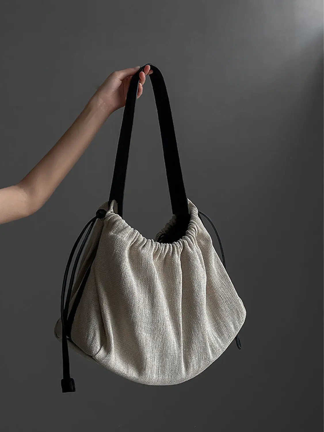 Miyagawa Instagram style niche canvas bag lightweight large capacity single shoulder travel belt cross body bag 241111