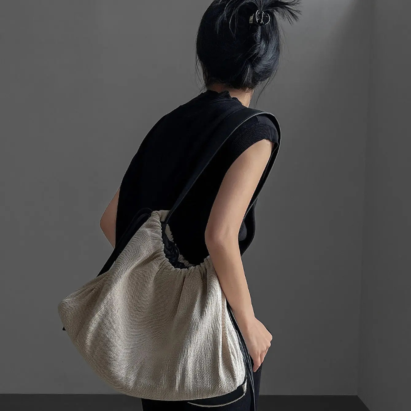 Miyagawa Instagram style niche canvas bag lightweight large capacity single shoulder travel belt cross body bag 241111