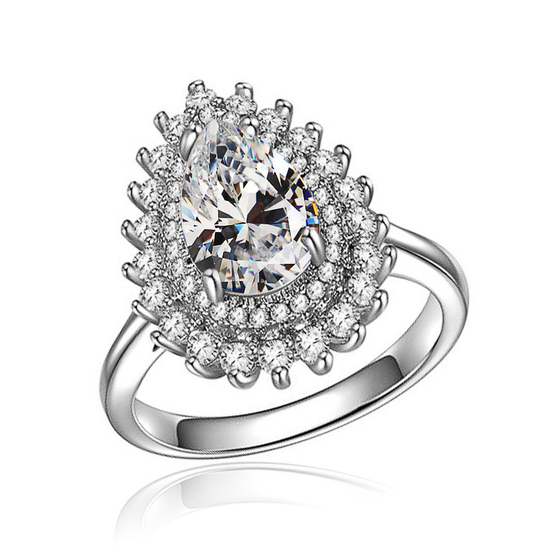 Classic Teardrop Shape Crystal Ring Women 925 Sterling Silver Diamond Ring Designer Party Dress Solitaire Ring Luxury Wedding Jewelry