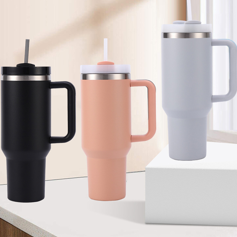 40oz Large Capacity Tumblers Cups With Handle Insulated Car Cup Lids and Straws Stainless Steel Coffee Termos Silicone Handle Customized LOGO Ya948