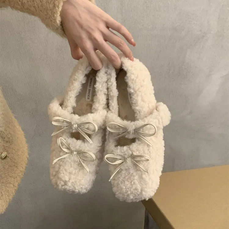 Autumn and winter womens apartment low boots casual womens sports shoes slide on Loafers fur round toe shallow mouth boat slide on Teddy shoes 241111