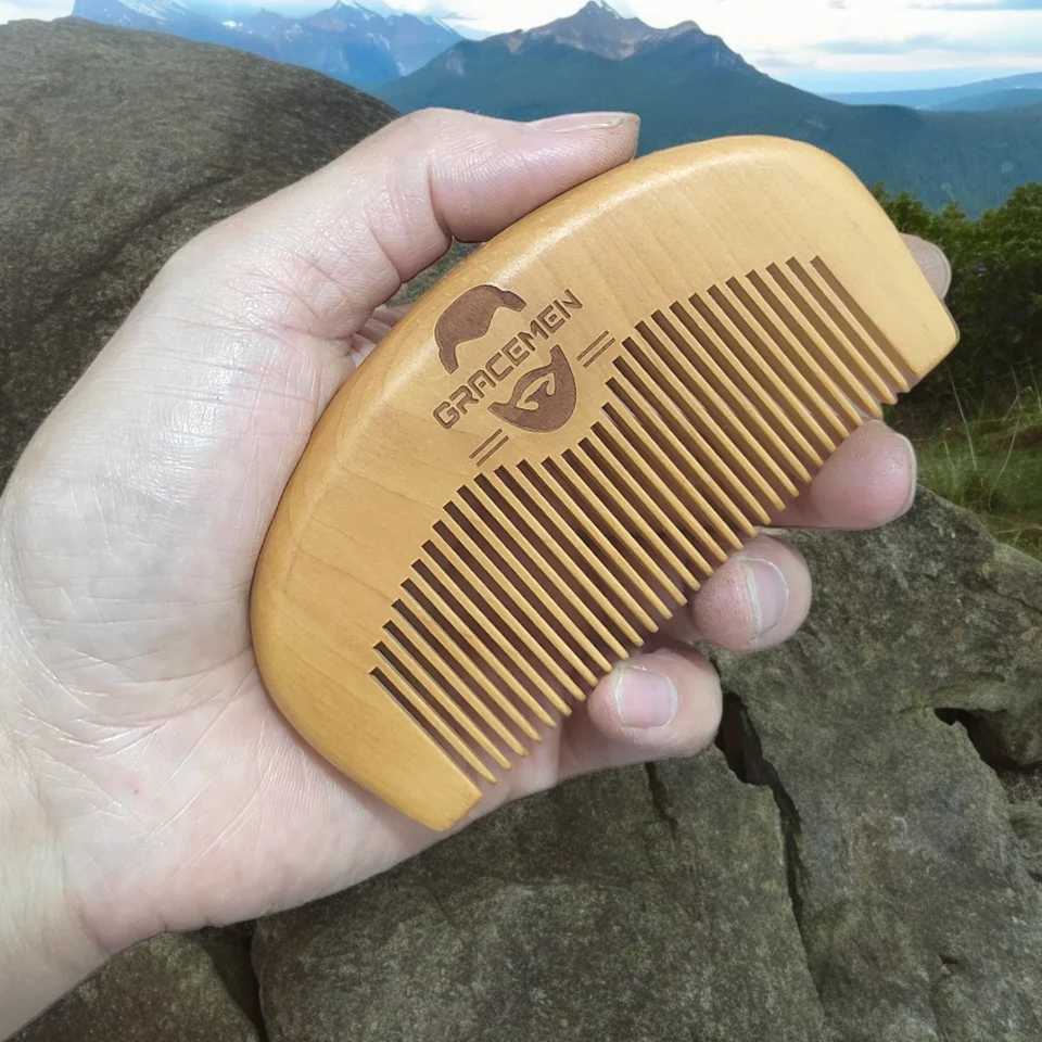 Gracemen 00% wood grain comb pocket small anti-static peach wood grain comb premium gift for men and women W241112