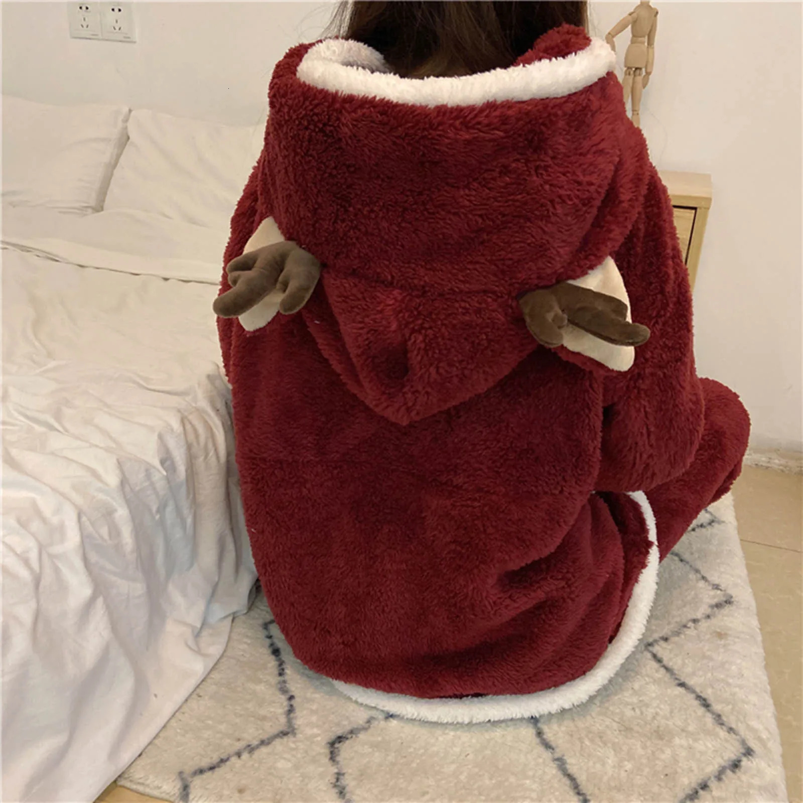 Christmas Pajamas Adults Solid Cute TopPants 2pcs Xmas Sleepwear Kawaii Fluffy Warm Kimono Bathrobe Suit Cosplay Clothes 241112