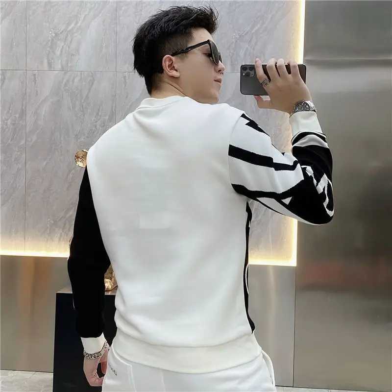 Trend Versatile Autumn New Mens O-Neck Printing Contrast Color Badge HighStreet Fashion Casual Long Sleeve Sweatshirts TopsXJ241111