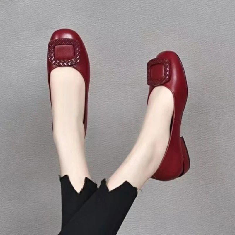 Soft Pu leather womens low boots shallow mouth fully matched comfortable pump thick boots womens work small leather shoes 241111