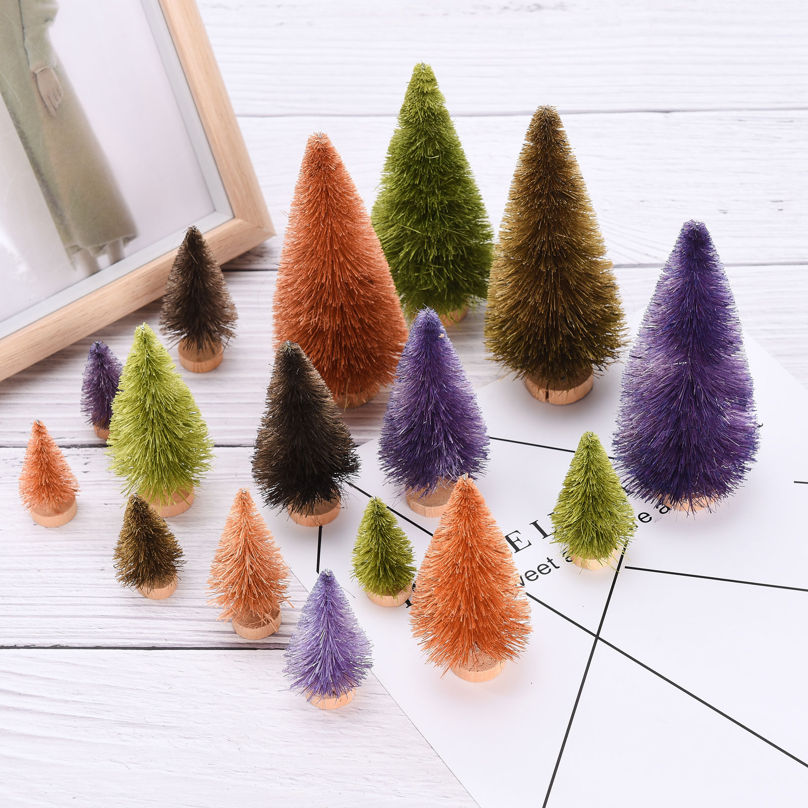 Miniature Christmas Trees Wooden Bases Design pcs Sisal Silk Wood Winter Crafts Ornaments Beautiful DIY Craft Home Decor 5