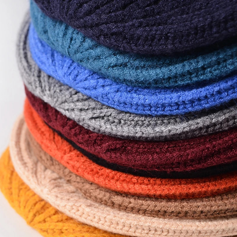 Winter Hats for Men Beanies Skullies Solid Color Short Mens Hat Skullcaps Knitted Gorros 241112