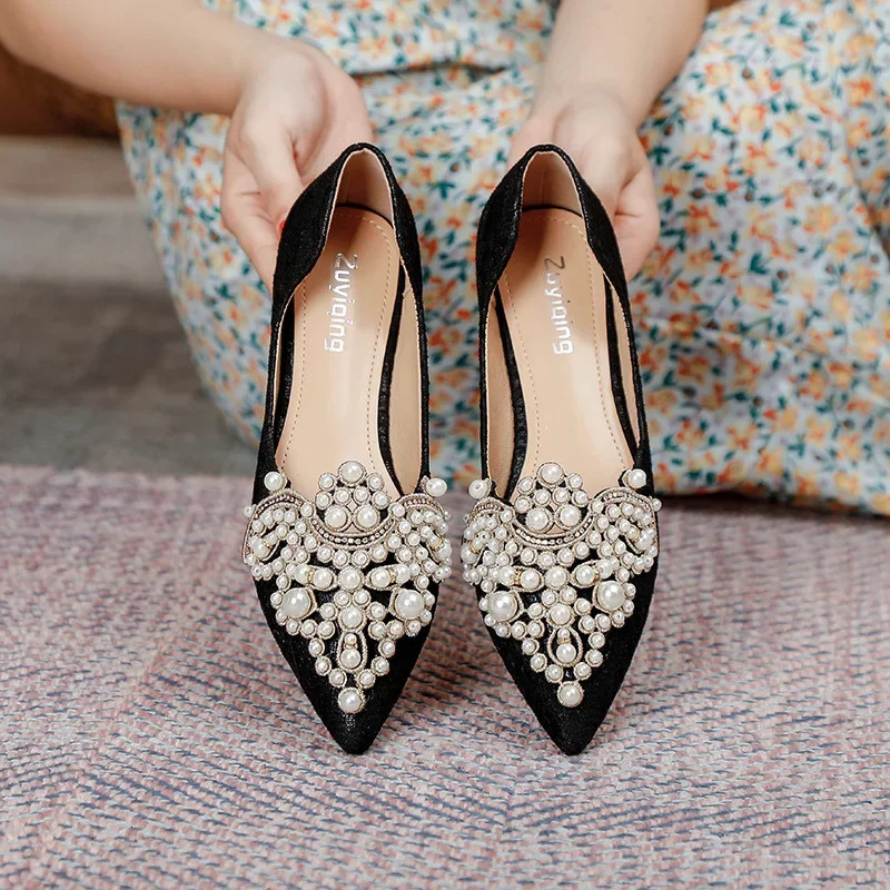 Womens Shoes er Beads Wedding Lace Embroidered Flat Womens Ballet Performer Corner Toe Pearl Shoes Sports Shoes Size Up 241111