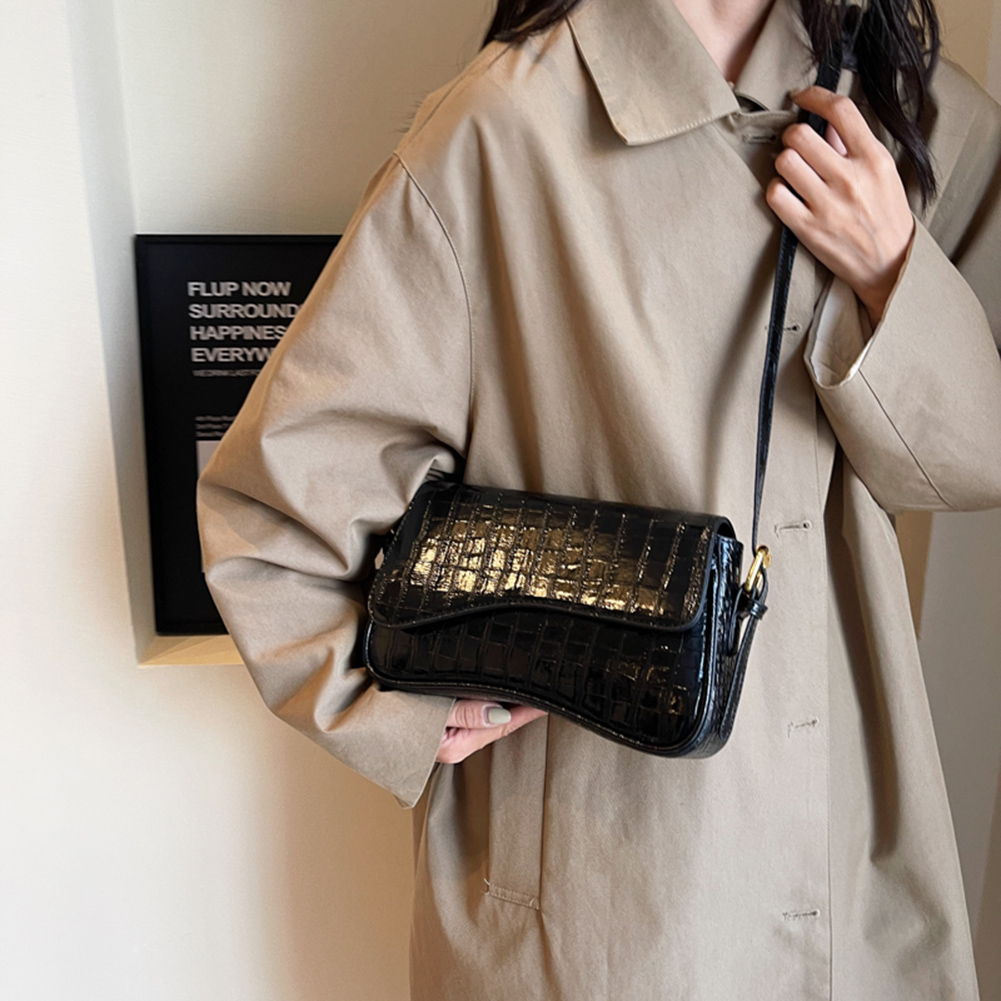 2023 New Trend Fashion Shoulder Bag Women PU Leather Phone Flap Crossbody Bag Women Luxury Brand Designer Armpit Shopping Bag