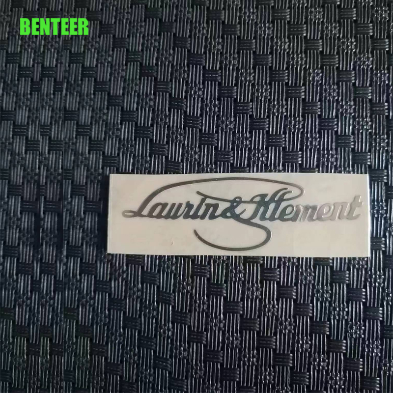 2Pcs Metal Laurin & Klement Car Sticker For Skoda Fabia Octavia Rapid Superb Kamiq Scala Karoq Auto Accessories