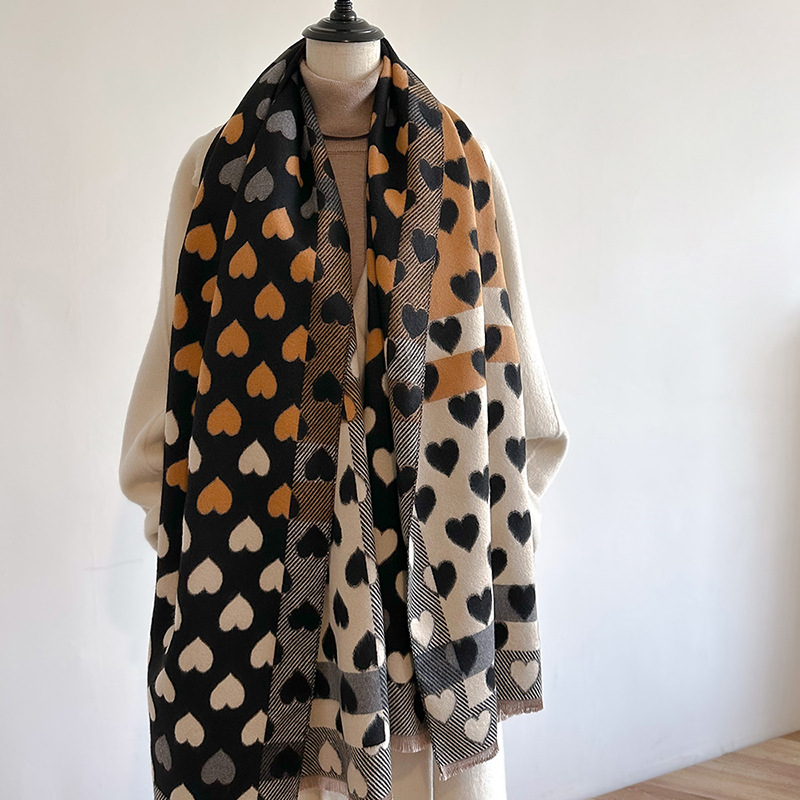 Fashion Gentle Korean Cashmere Women Scarf Love Pattern Design Thicken Warm Big Shawl Versatile Long Pashmina Neckerchief 2023 75b82
