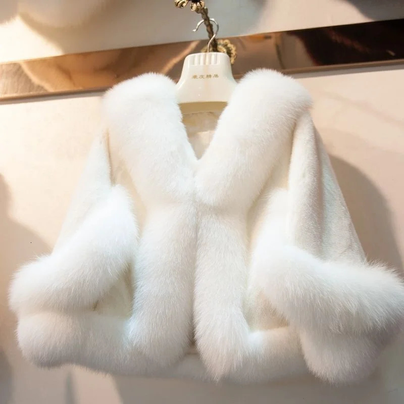 Sleeve mink fur winter bride fox fur shawl wedding dress formal dress cheongsam fur coat white women 241111
