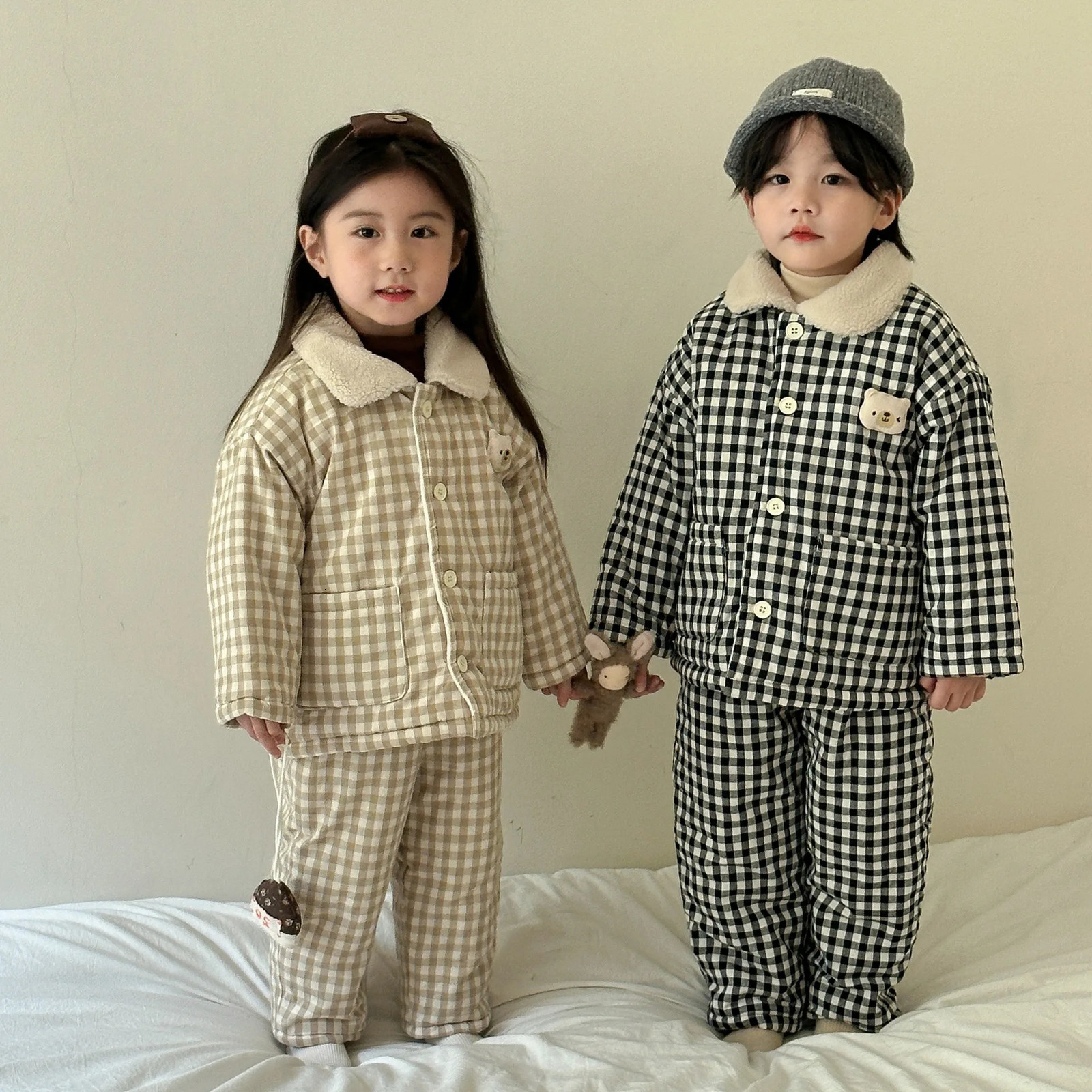Winter Children Girls 2PCS Clothing Set Thick Warm Fleece Cotton Padded Plaid Kids Boys Homewears Baby Girls Parkas Suit 241112
